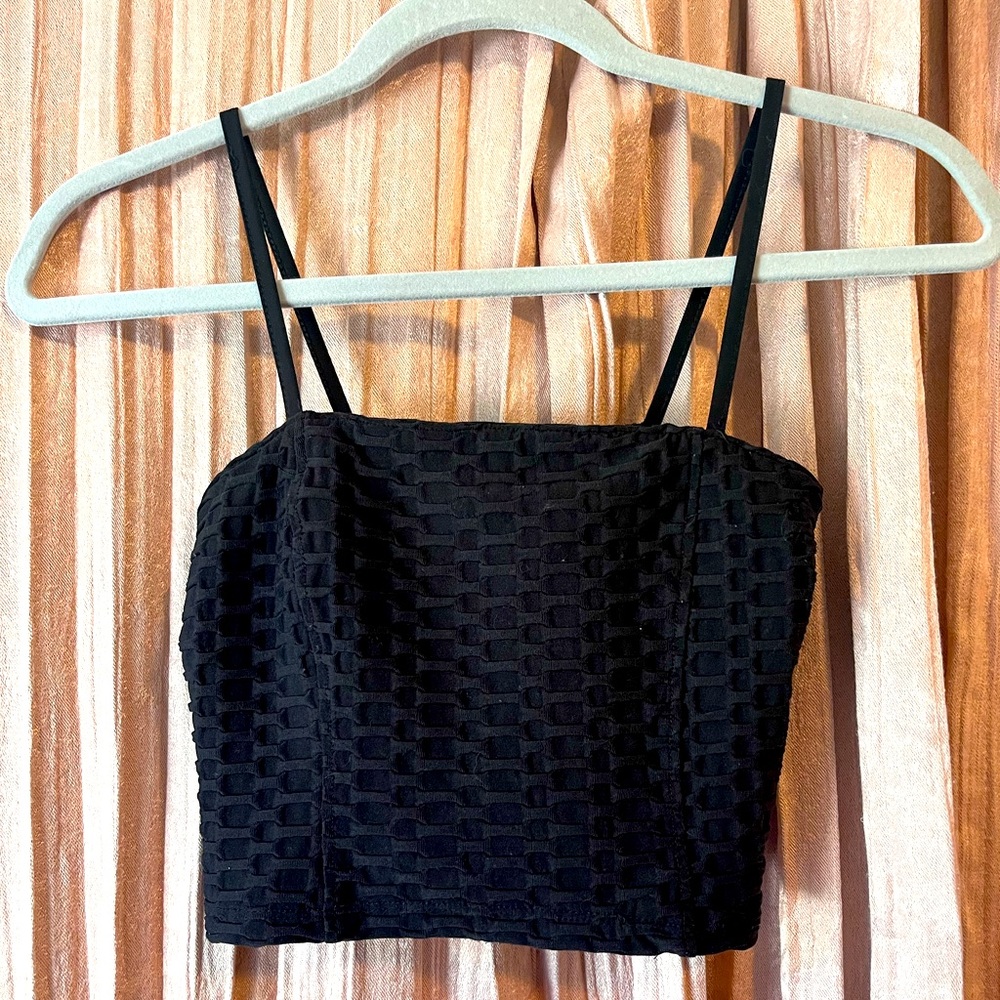 Tela black fitted crop top